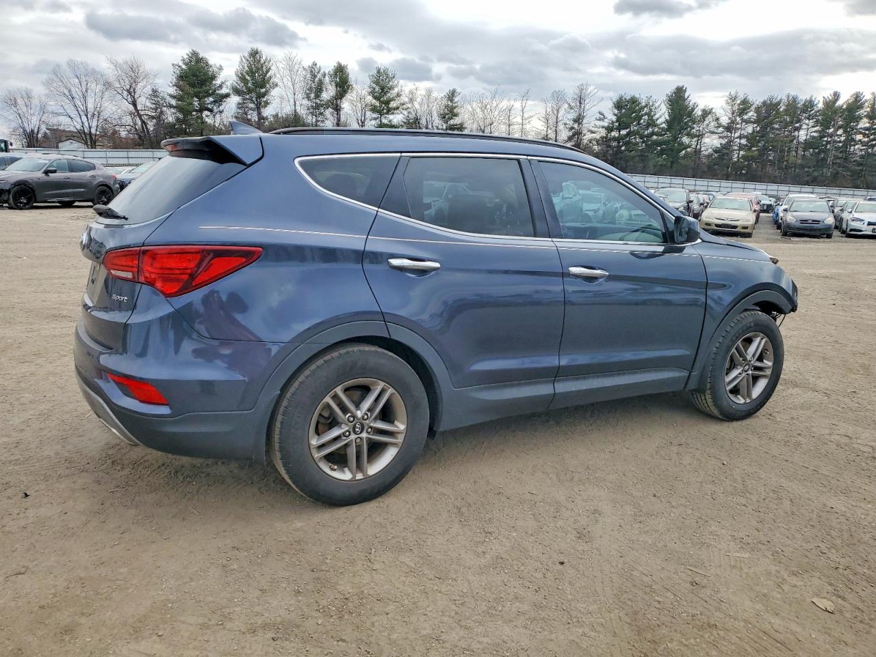 2017 HYUNDAI SANTA FE SPORT photo 3