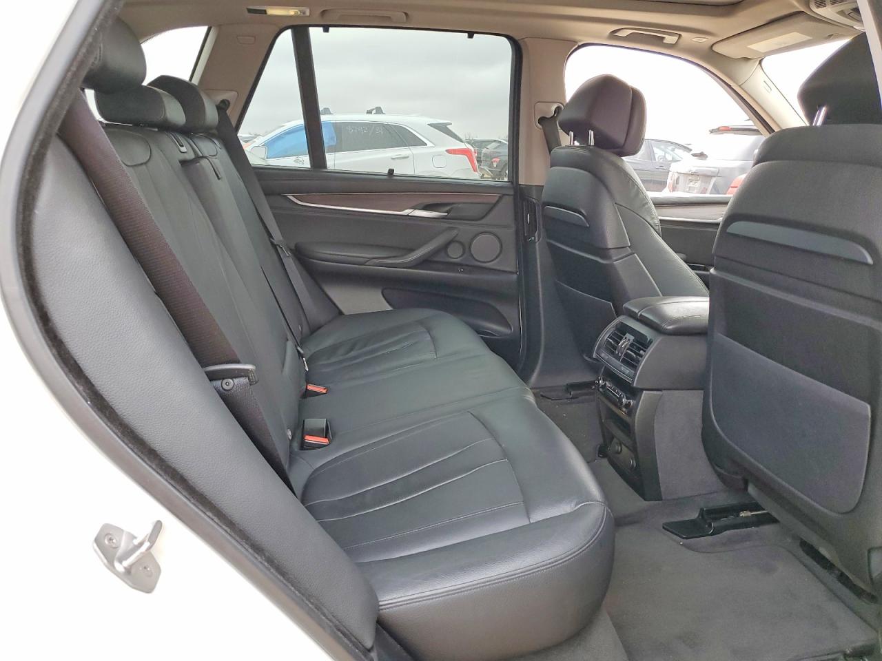 2016 BMW X5 XDRIVE50I photo 10
