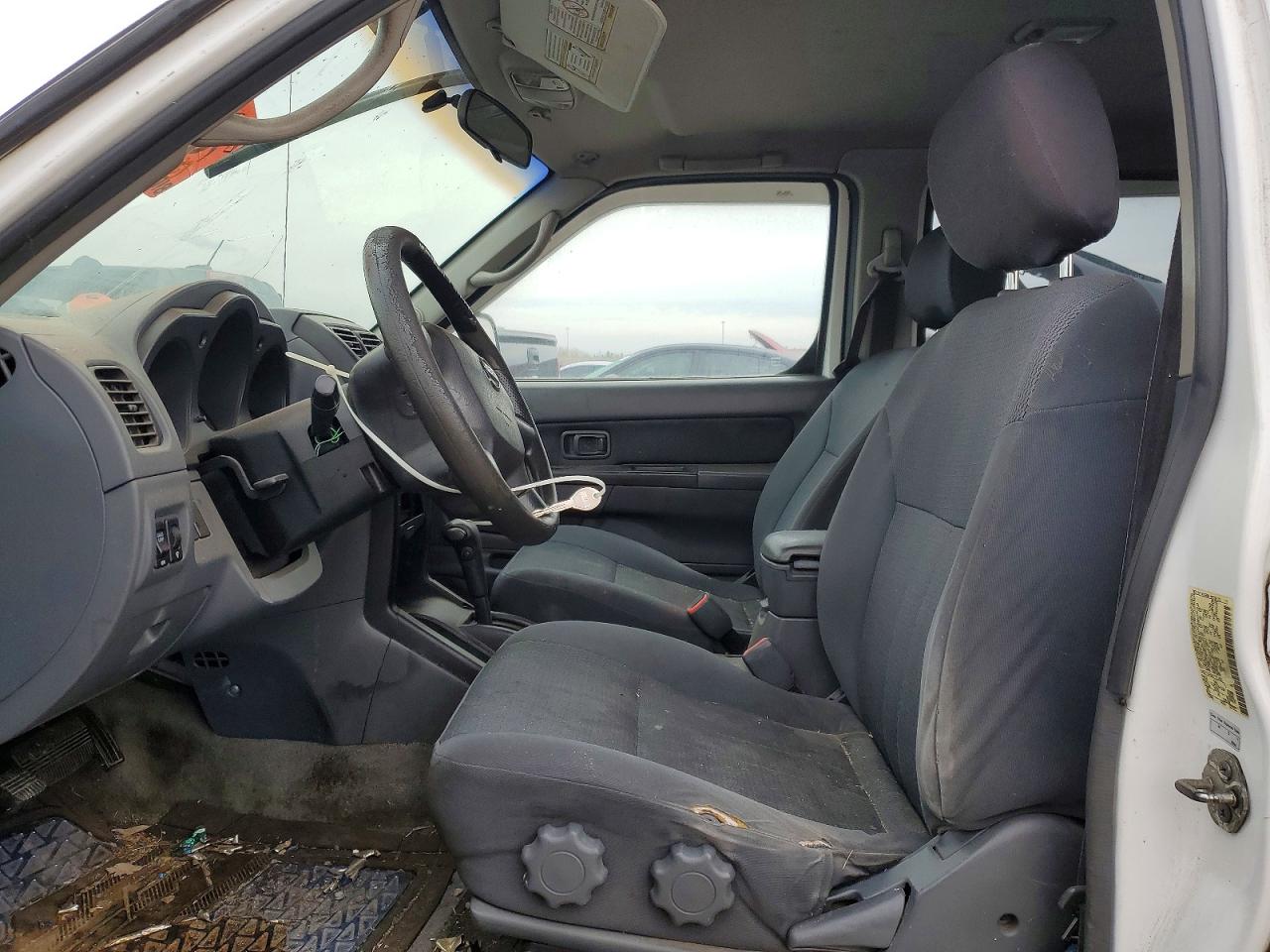 2003 NISSAN FRONTIER CREW CAB XE photo 7