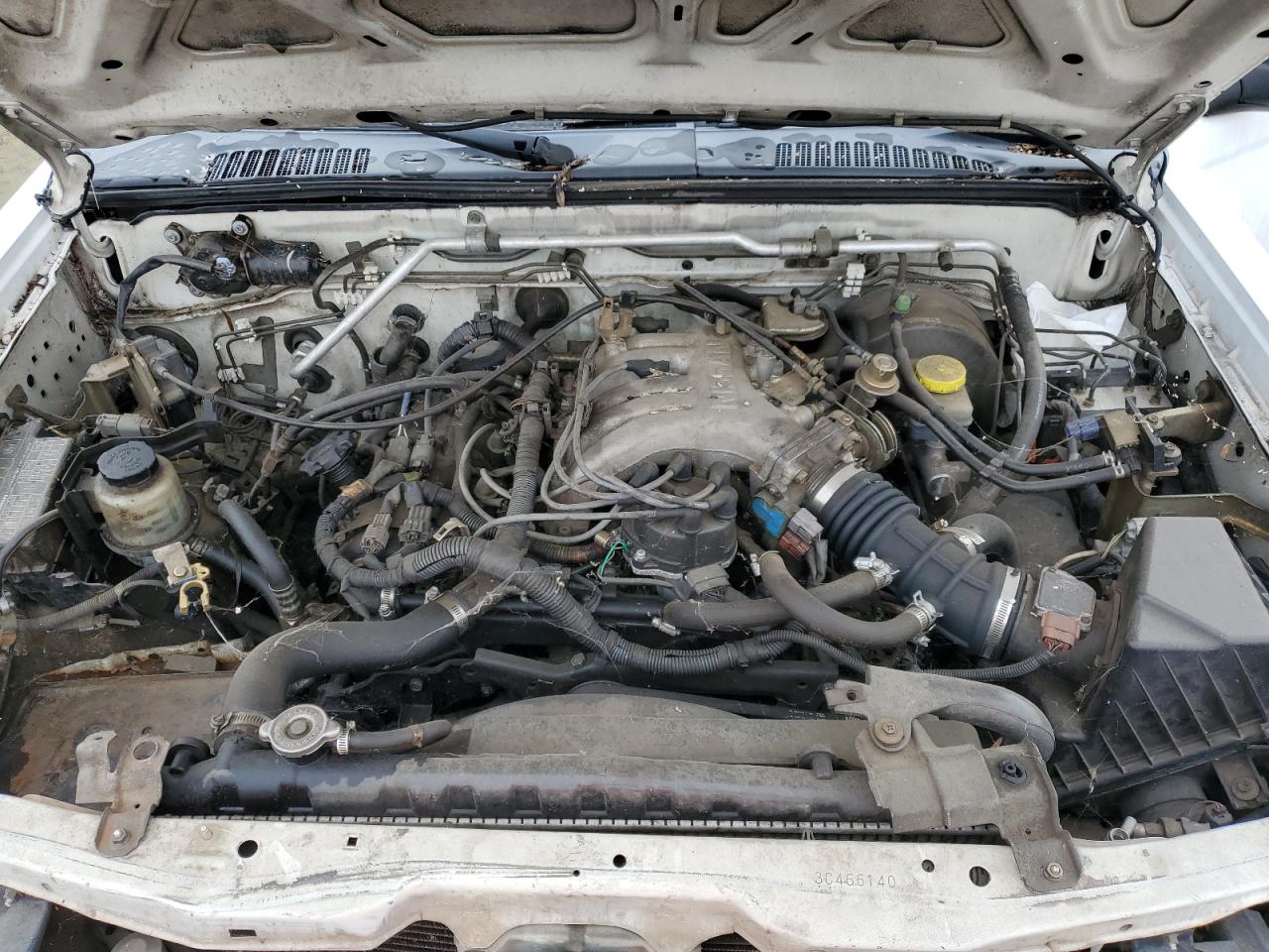 2003 NISSAN FRONTIER CREW CAB XE photo 11