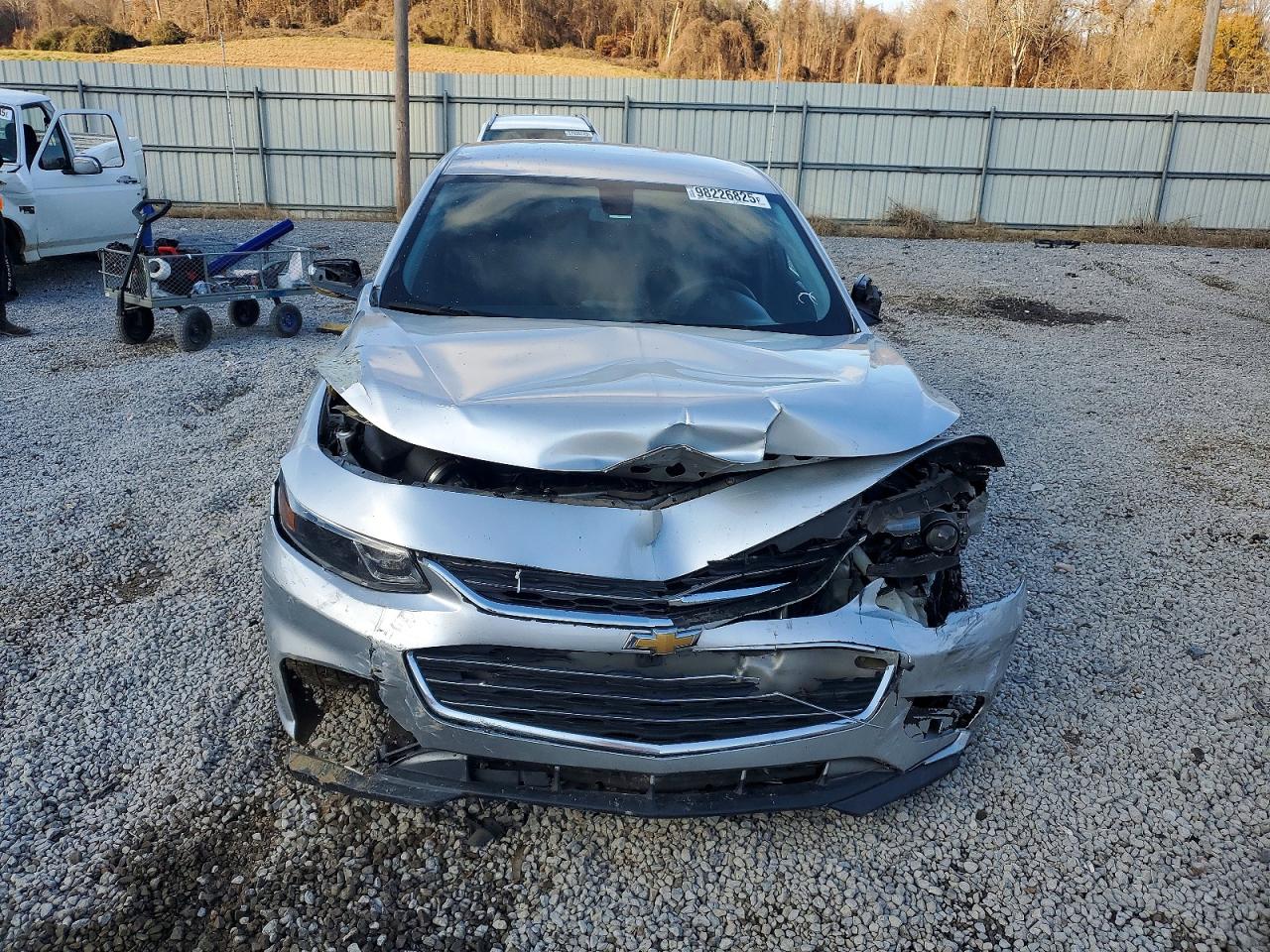 2018 CHEVROLET MALIBU LT photo 5