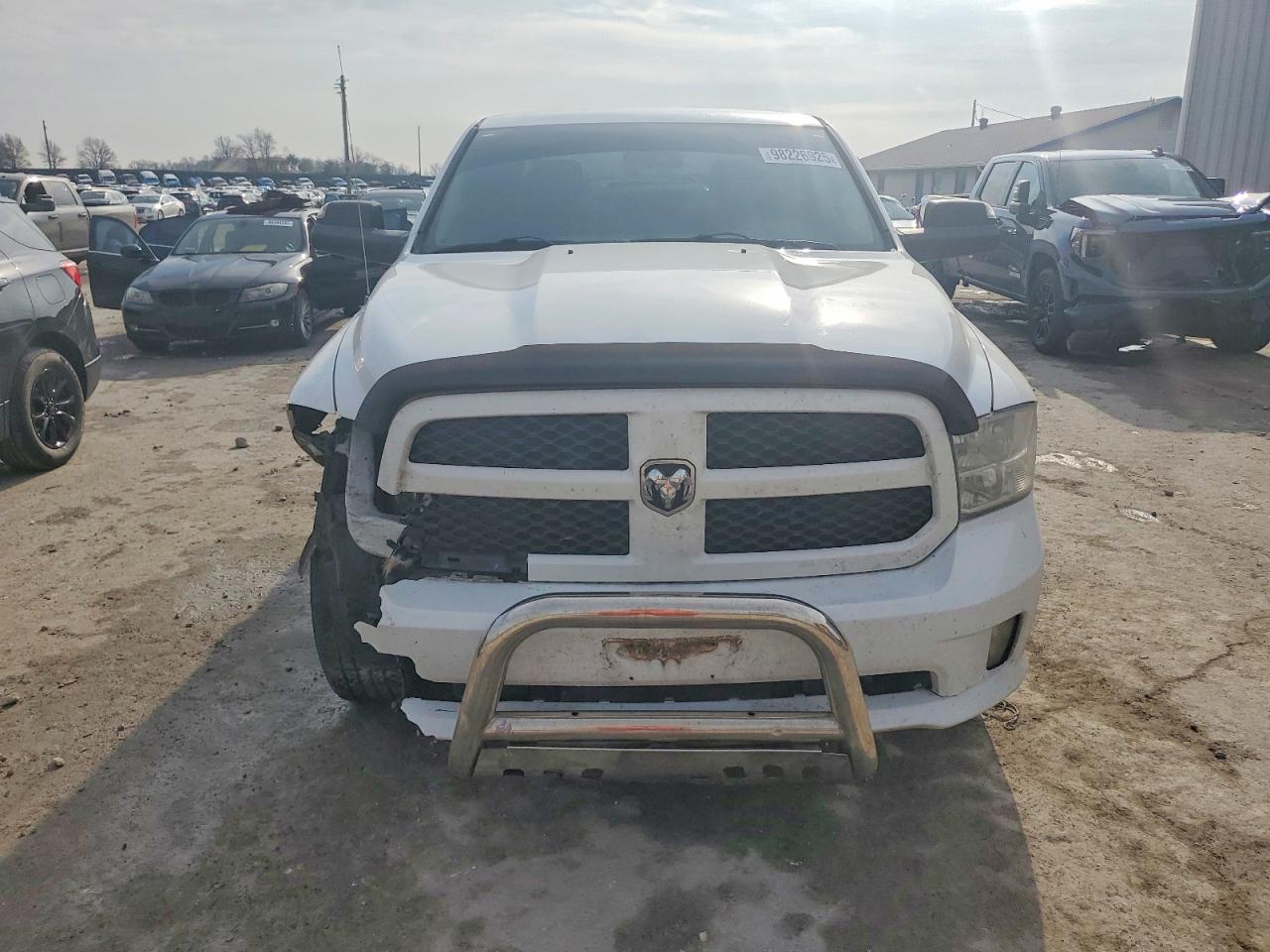 2014 RAM 1500 ST photo 5