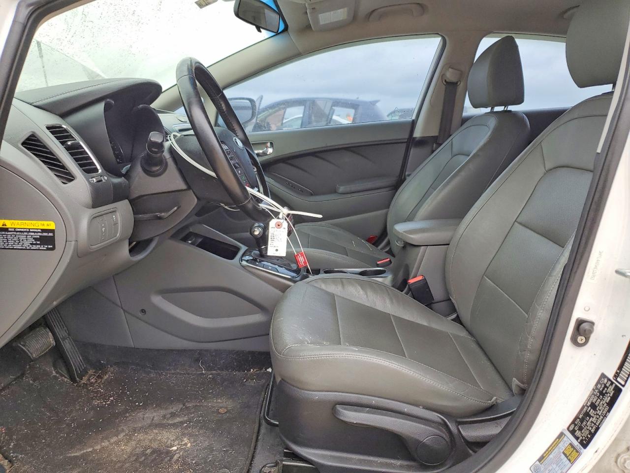 2017 KIA FORTE EX photo 7