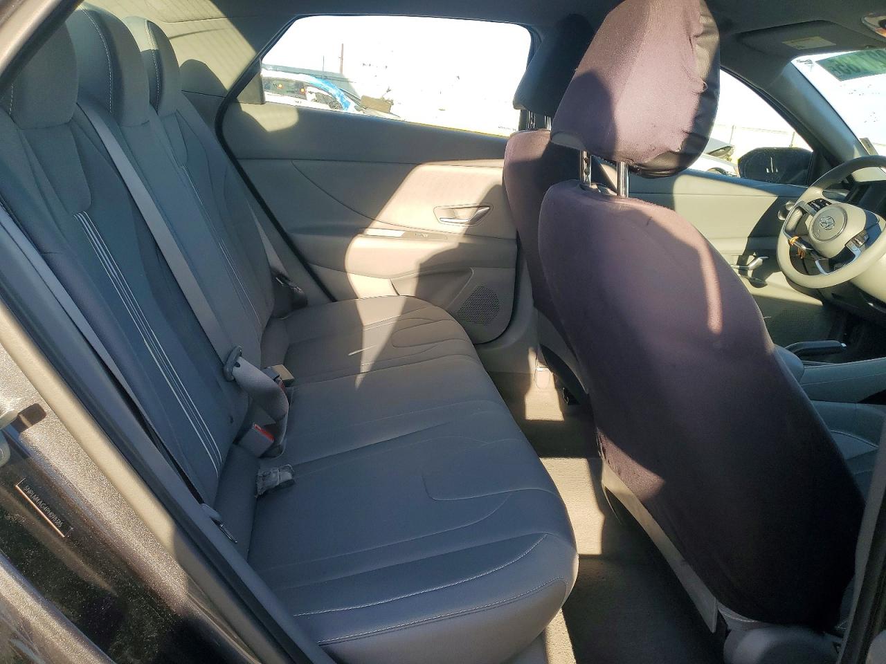 2023 HYUNDAI ELANTRA SEL photo 10