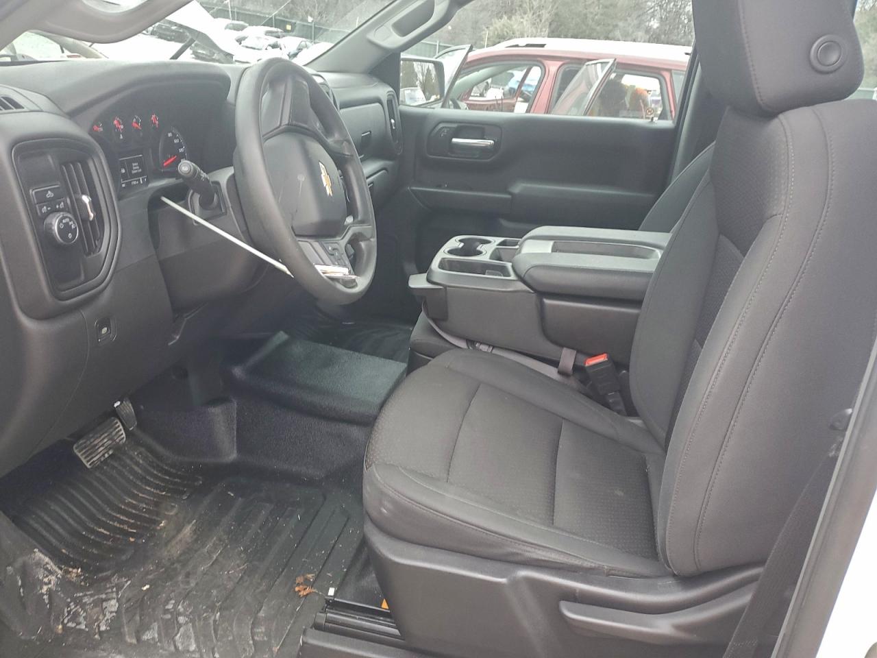 2024 CHEVROLET SILVERADO C1500 photo 7