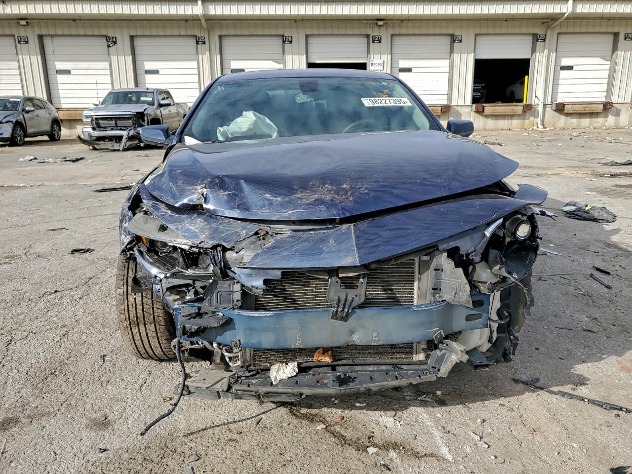 2018 CHEVROLET MALIBU LT photo 5