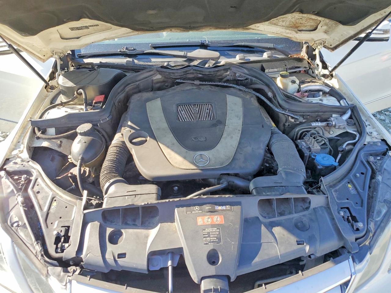 2011 MERCEDES-BENZ E 350 photo 41