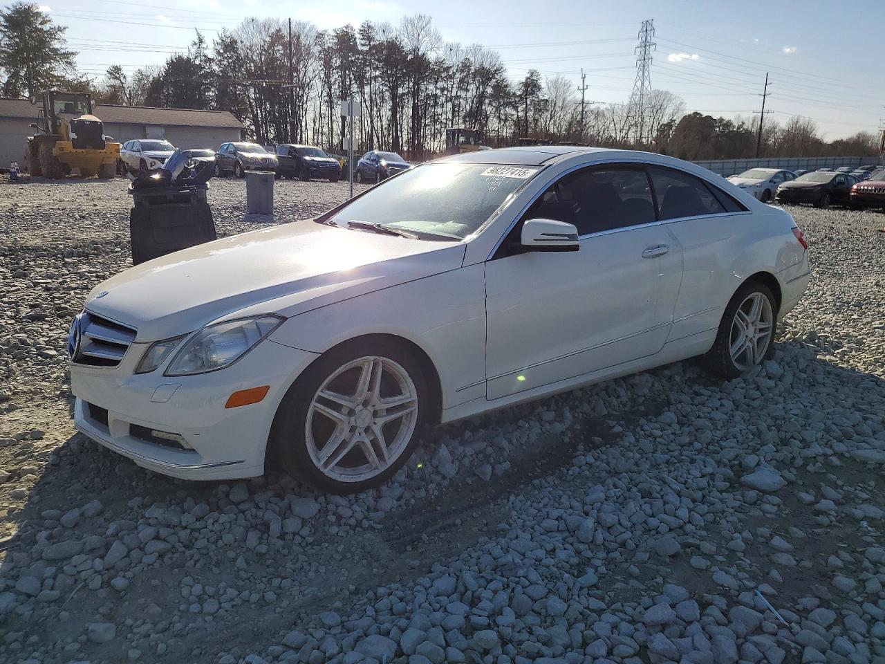 2011 MERCEDES-BENZ E