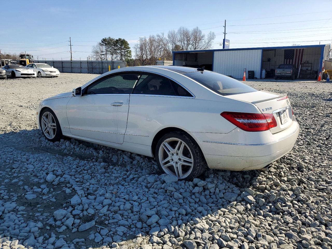 2011 MERCEDES-BENZ E 350 photo 5