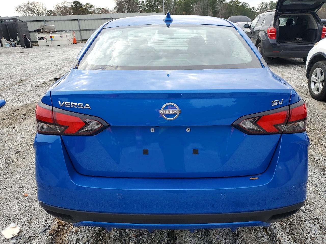 2024 NISSAN VERSA SV photo 6