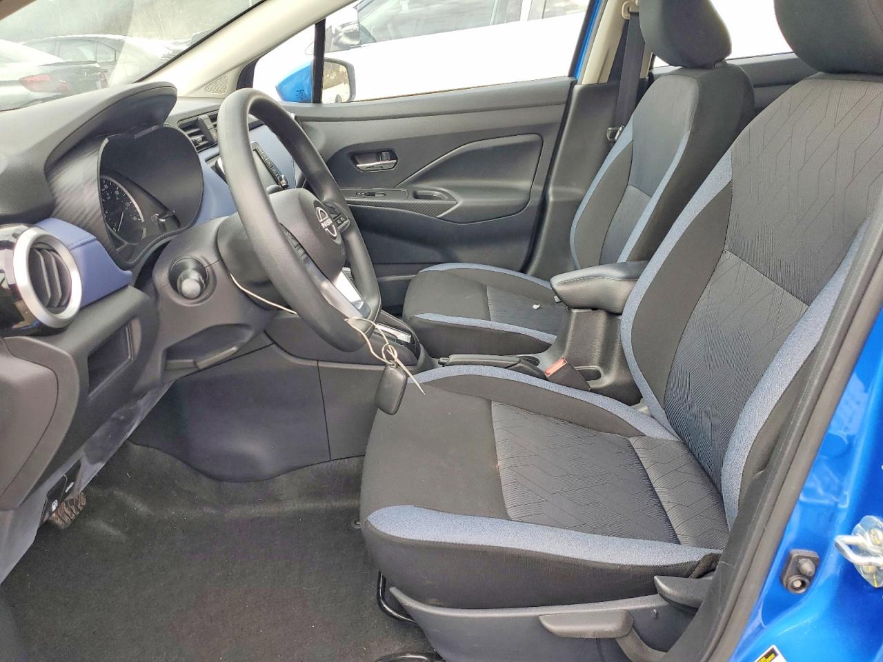2024 NISSAN VERSA SV photo 7