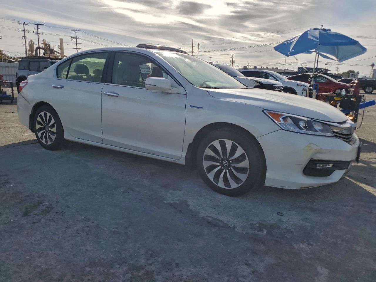 2017 HONDA ACCORD HYBRID EXL photo 10