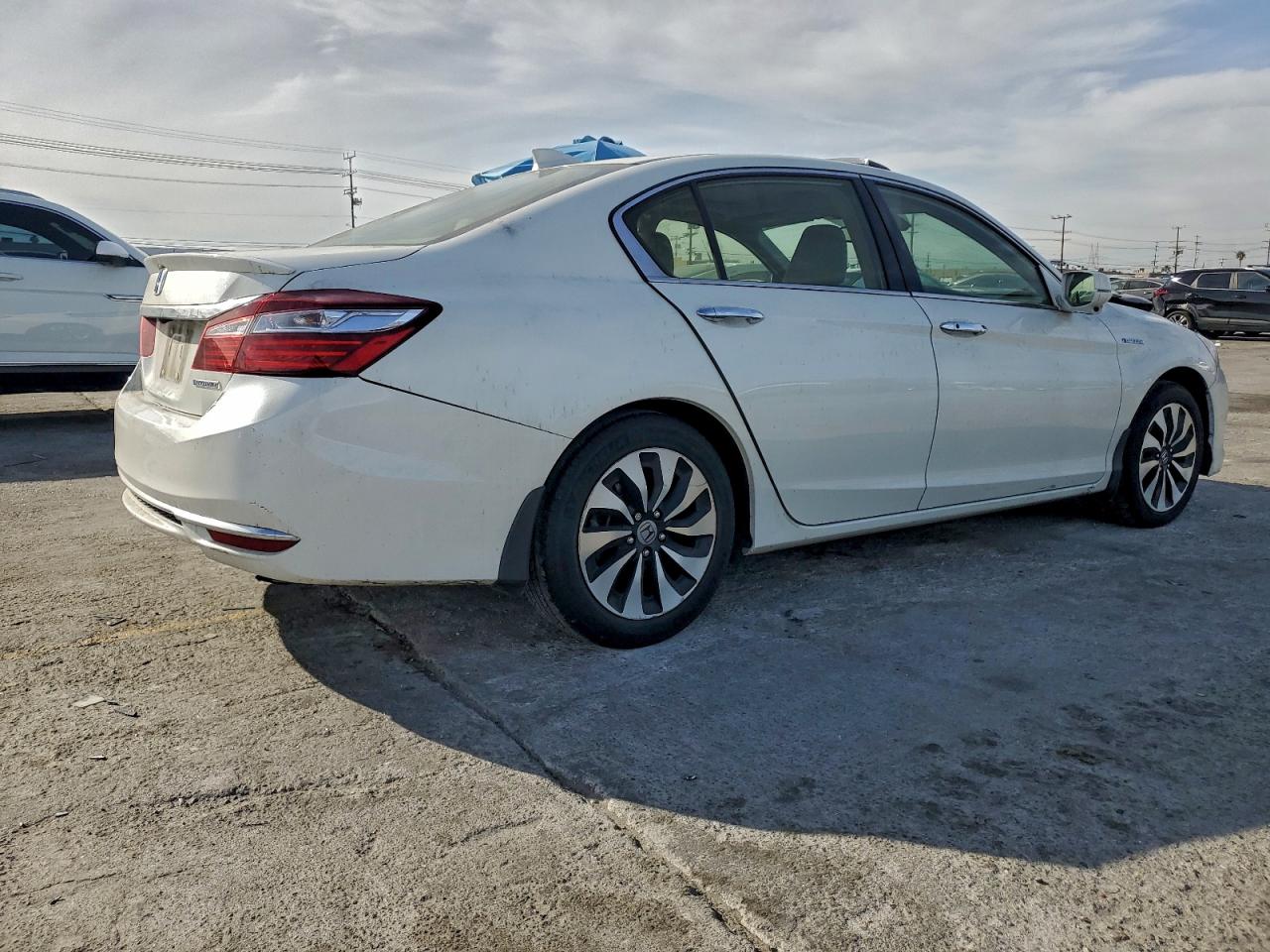 2017 HONDA ACCORD HYBRID EXL photo 7