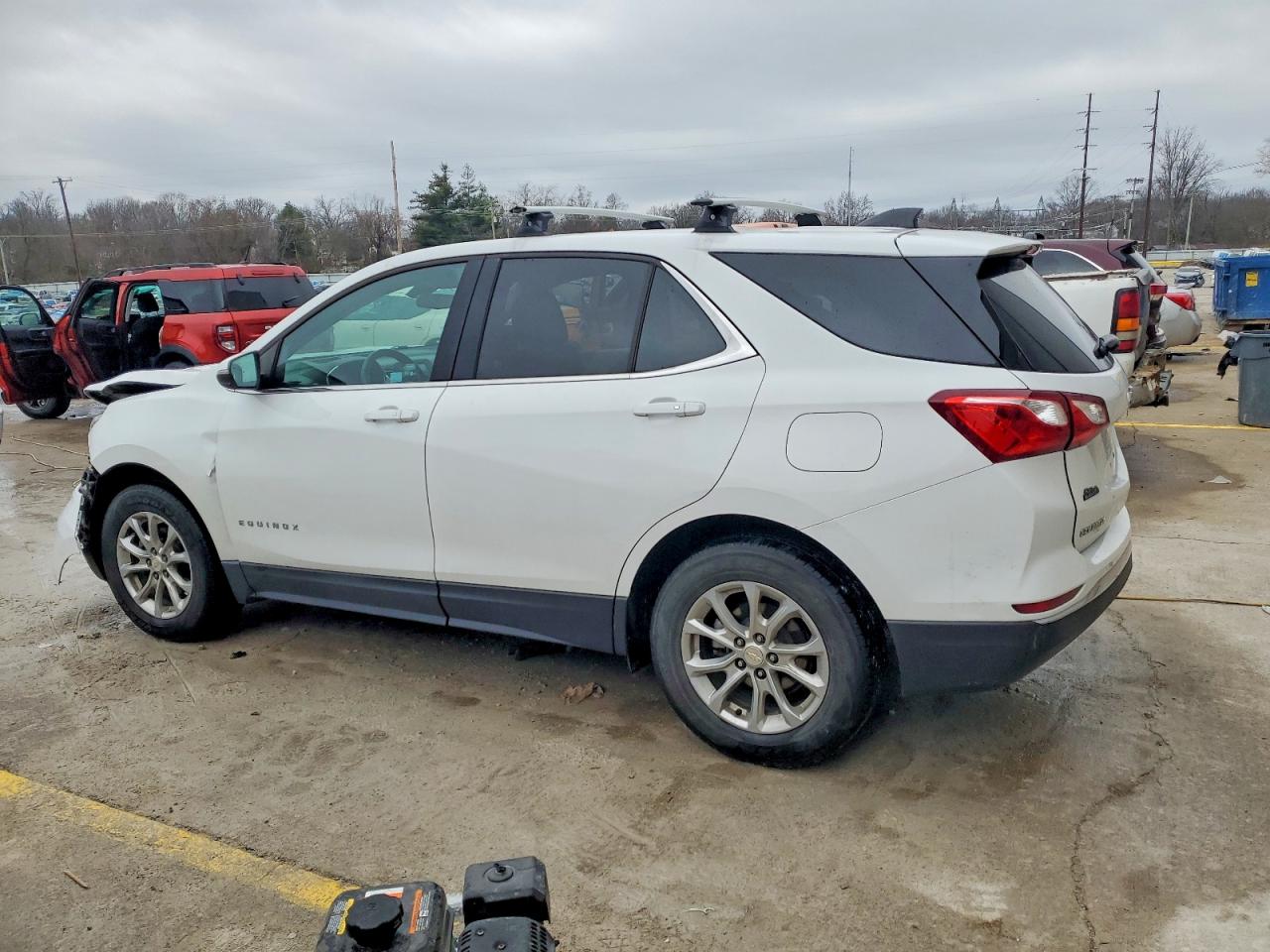 2018 CHEVROLET EQUINOX LT photo 3