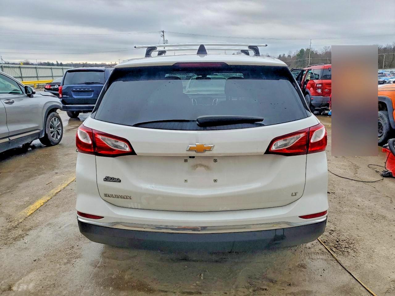 2018 CHEVROLET EQUINOX LT photo 11