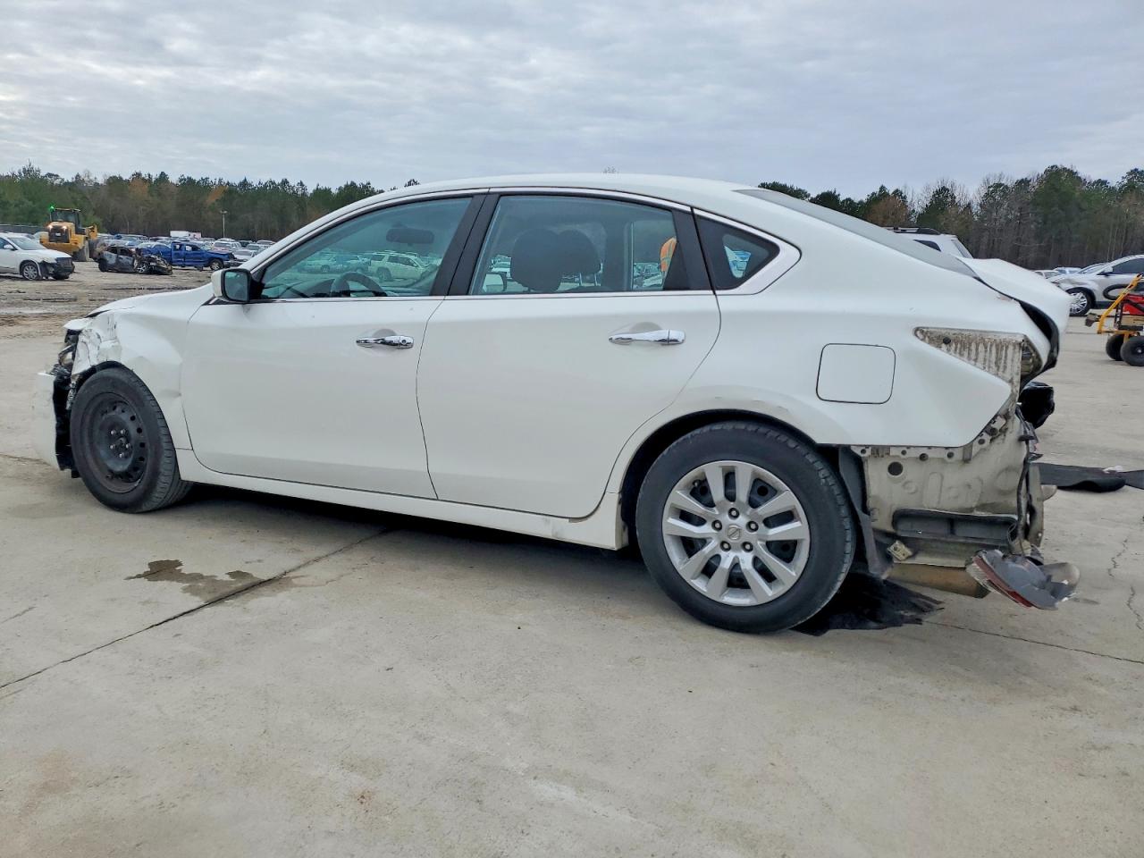 2015 NISSAN ALTIMA 2.5 photo 2