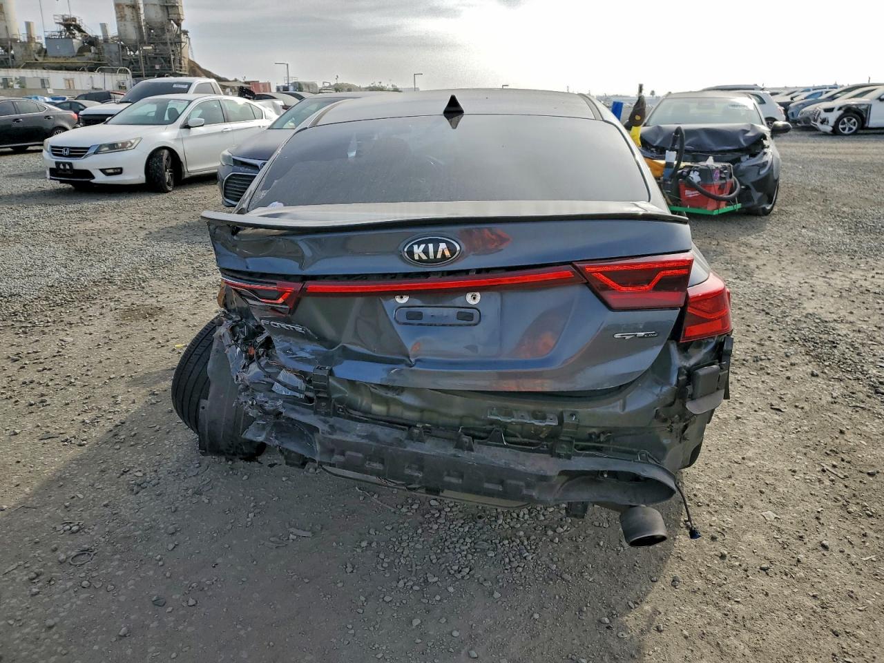 2021 KIA FORTE GT LINE photo 6