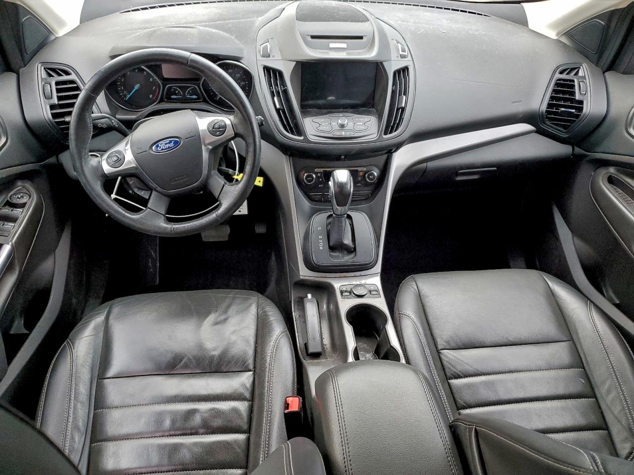 2016 FORD ESCAPE SE photo 8