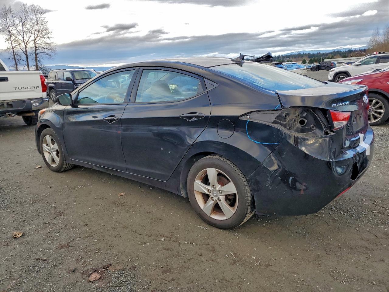 2013 HYUNDAI ELANTRA GLS photo 2