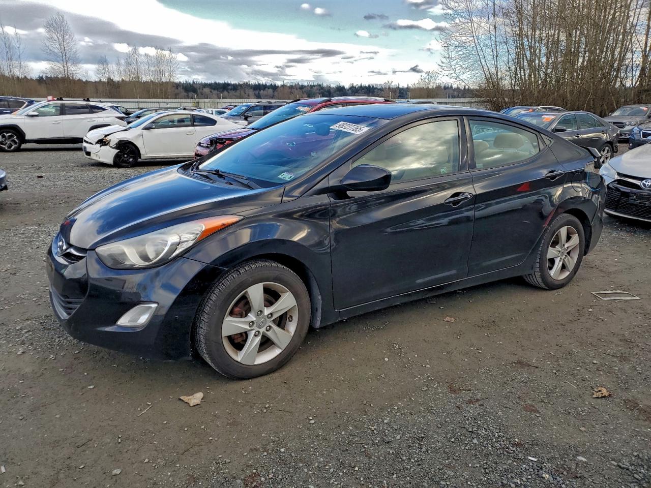 2013 HYUNDAI ELANTRA
