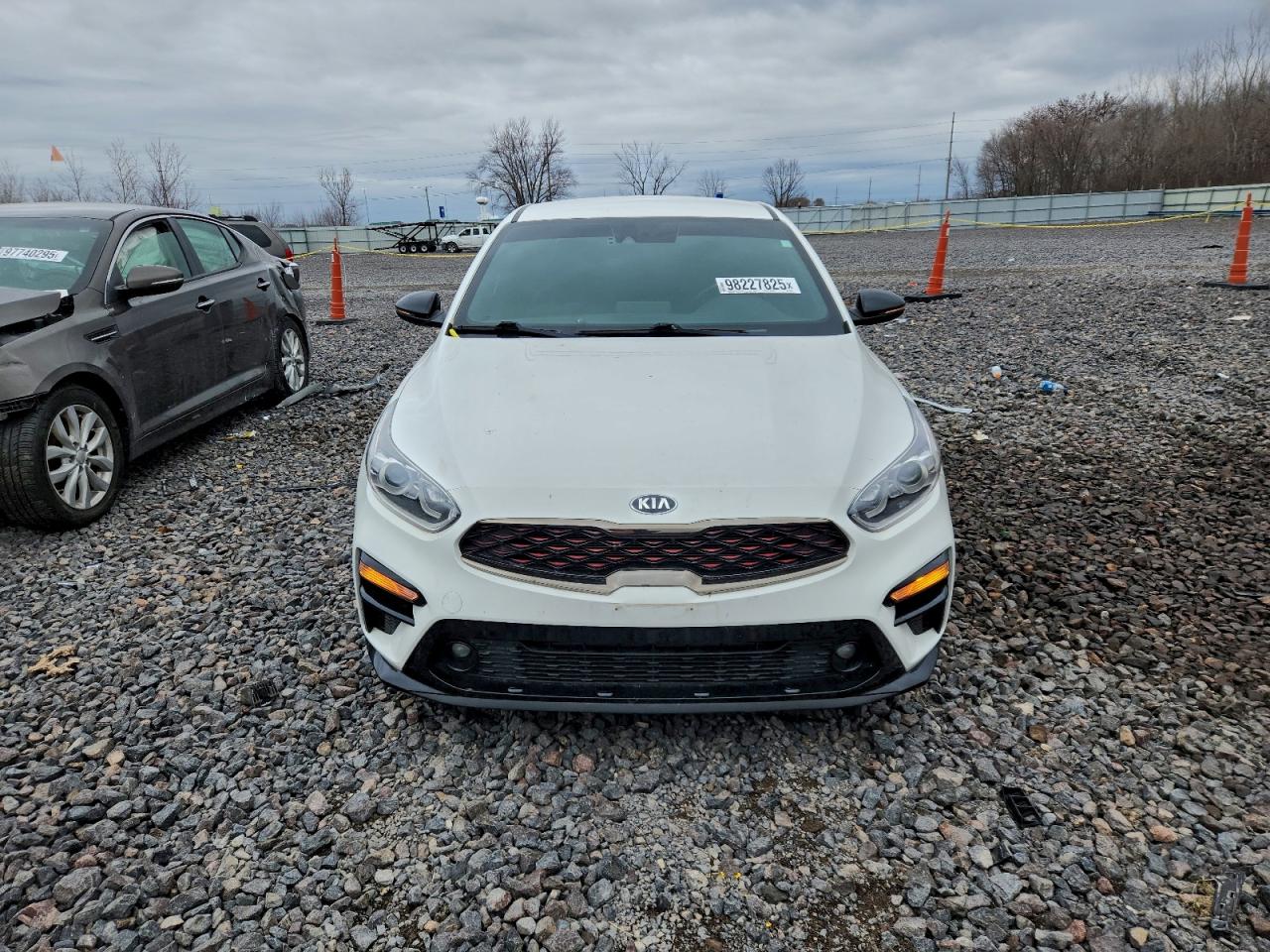 2021 KIA FORTE GT LINE photo 5