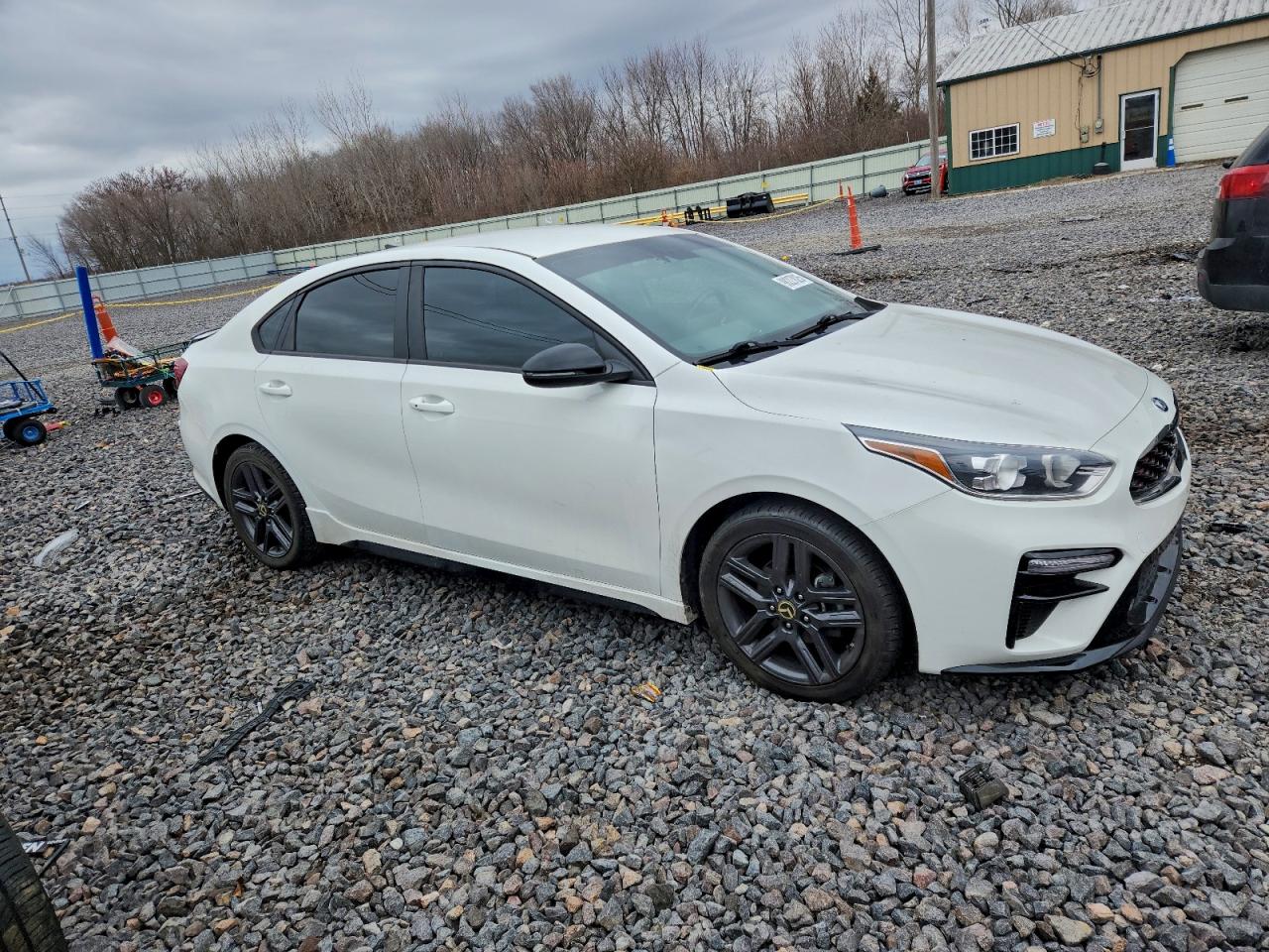 2021 KIA FORTE GT LINE photo 4