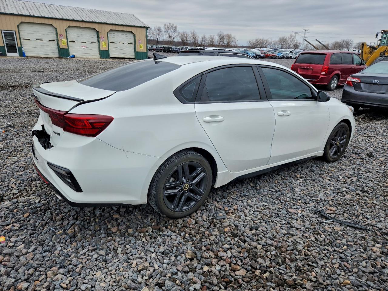 2021 KIA FORTE GT LINE photo 3