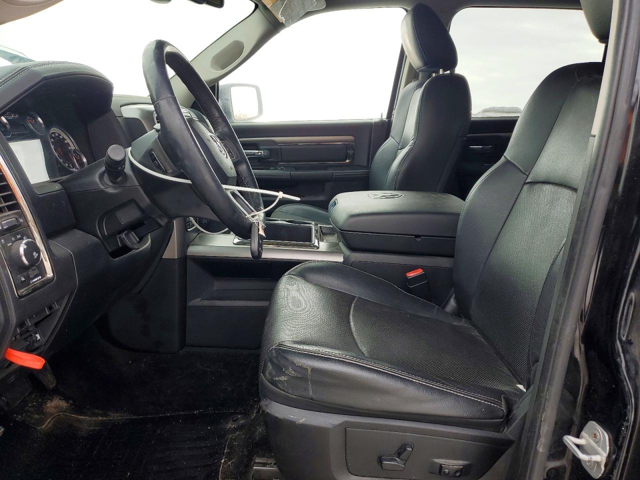 2014 RAM 1500 SPORT photo 7