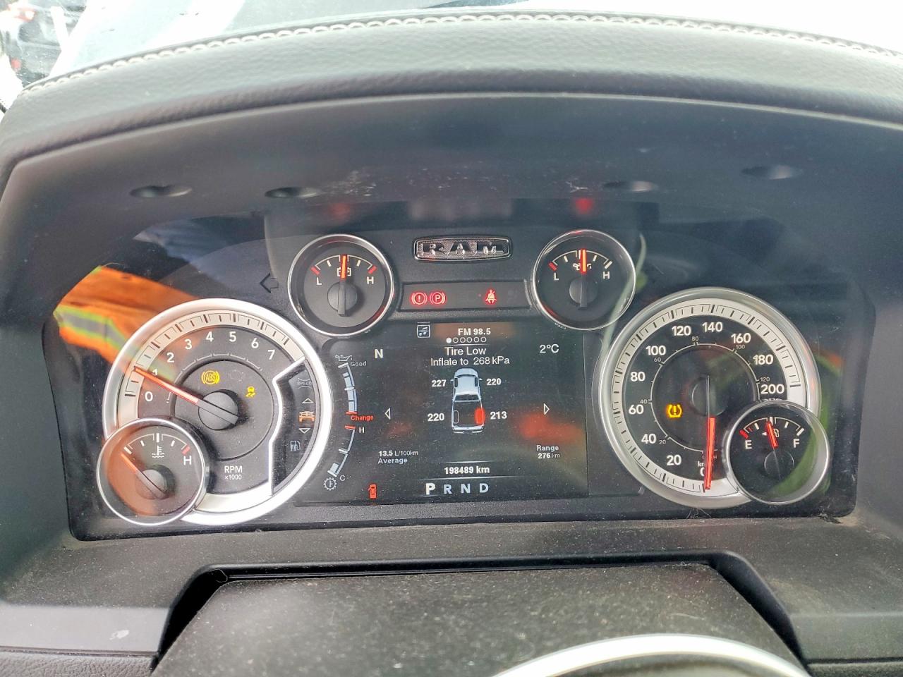 2014 RAM 1500 SPORT photo 9