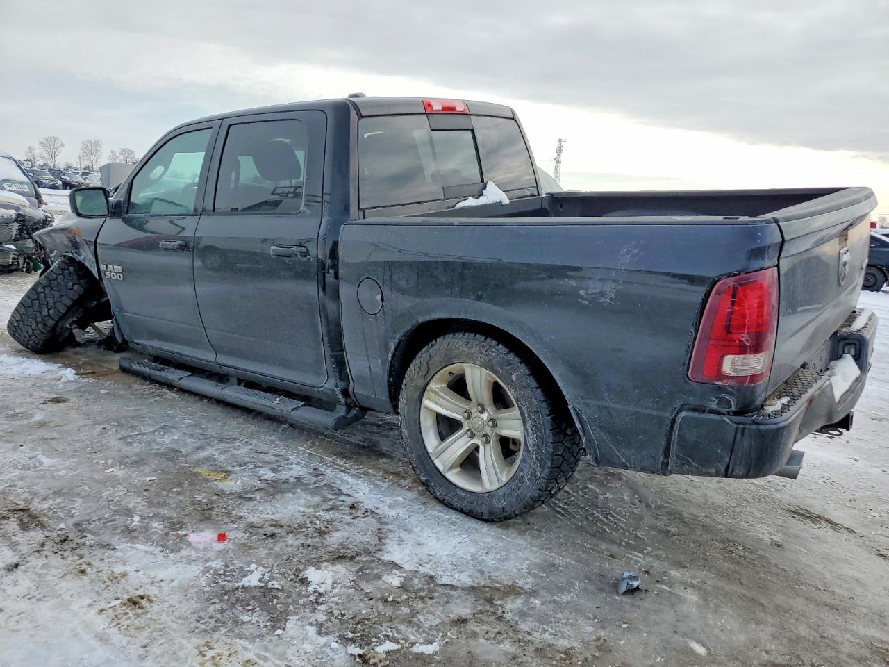 2014 RAM 1500 SPORT photo 2