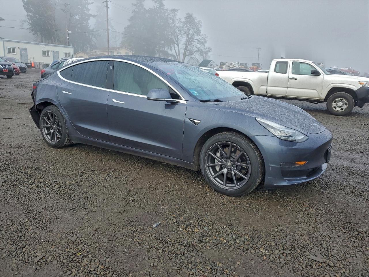 2020 TESLA MODEL 3 photo 4