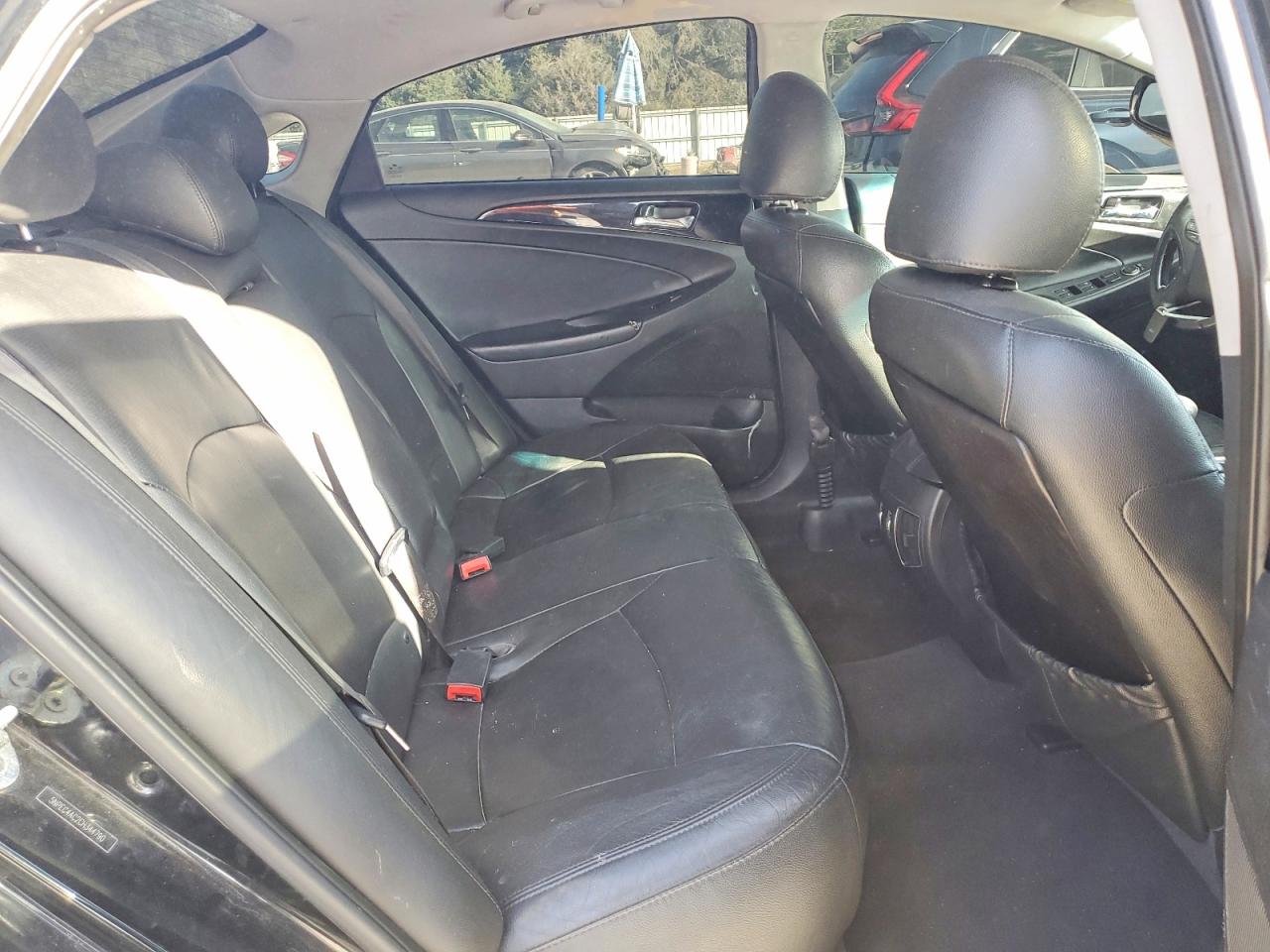 2012 HYUNDAI SONATA SE photo 10