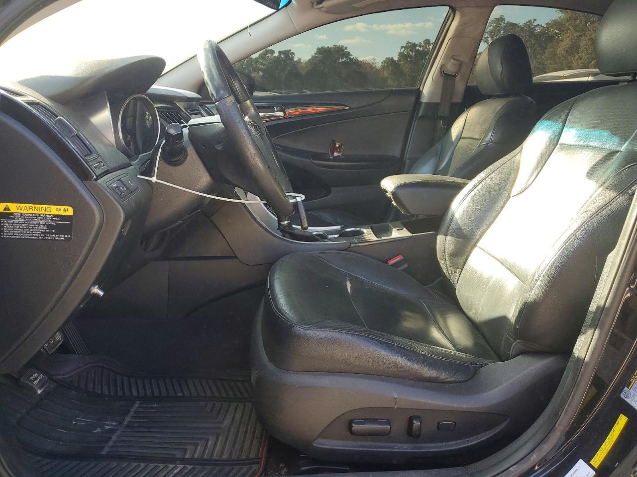 2012 HYUNDAI SONATA SE photo 7