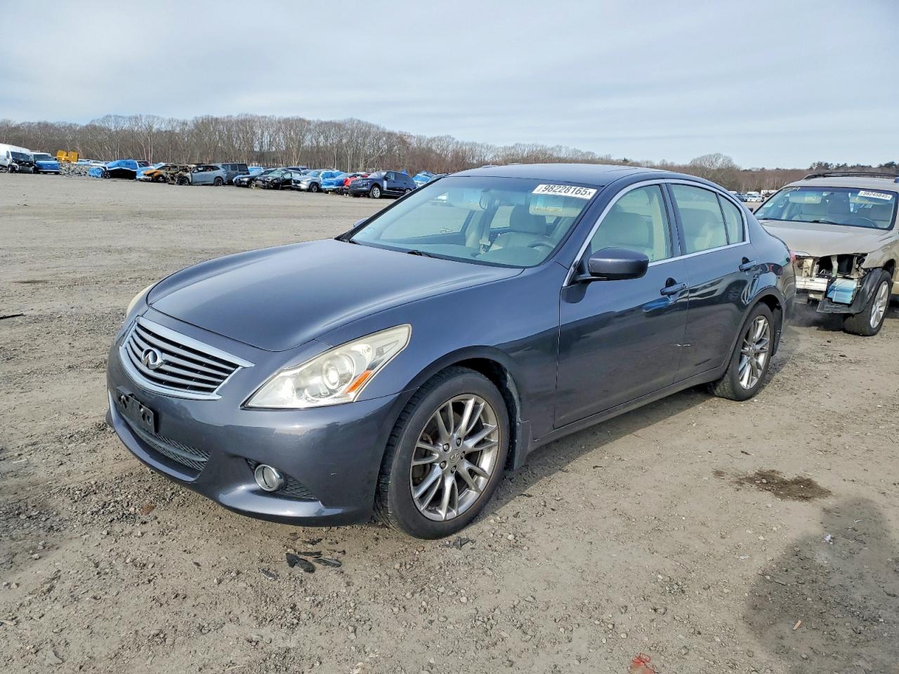 2012 INFINITI G37