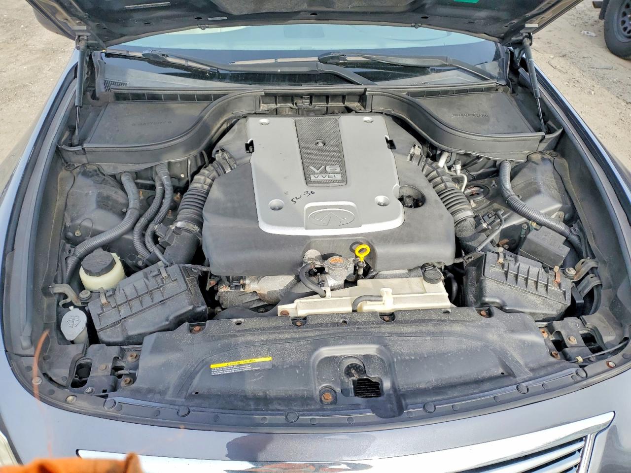 2012 INFINITI G37 photo 11