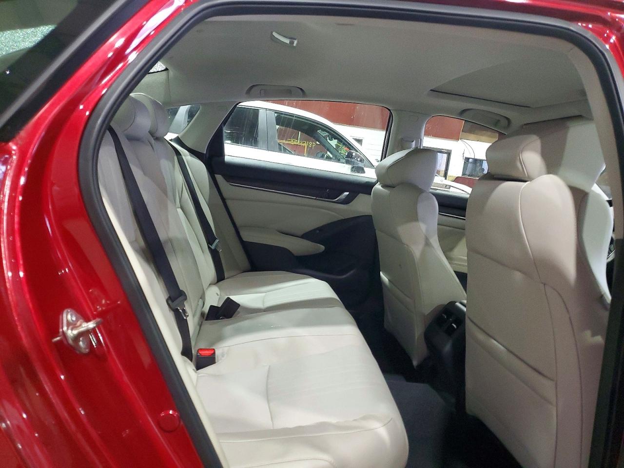 2018 HONDA ACCORD EXL photo 10