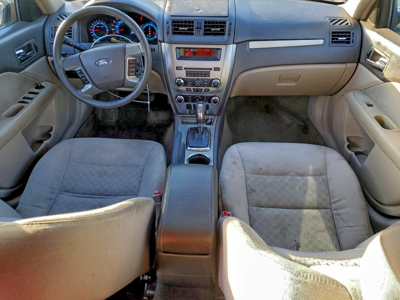 2011 FORD FUSION SE photo 8