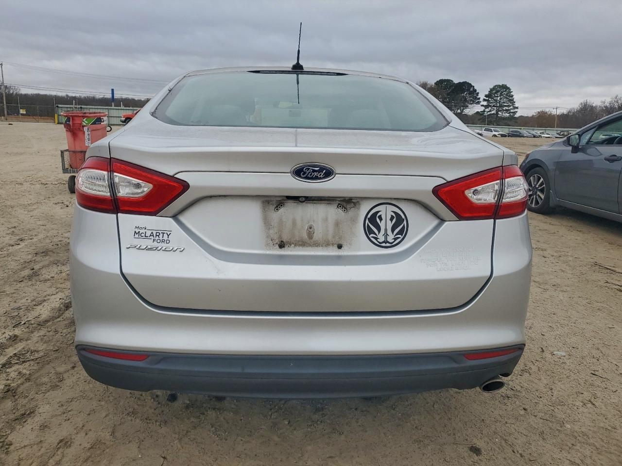 2016 FORD FUSION S photo 6