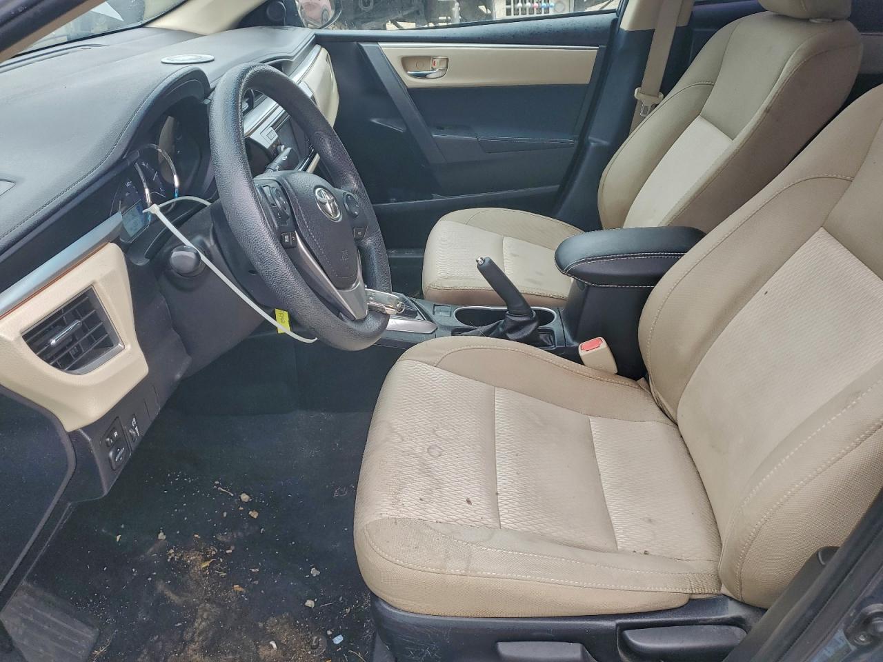 2014 TOYOTA COROLLA L photo 7