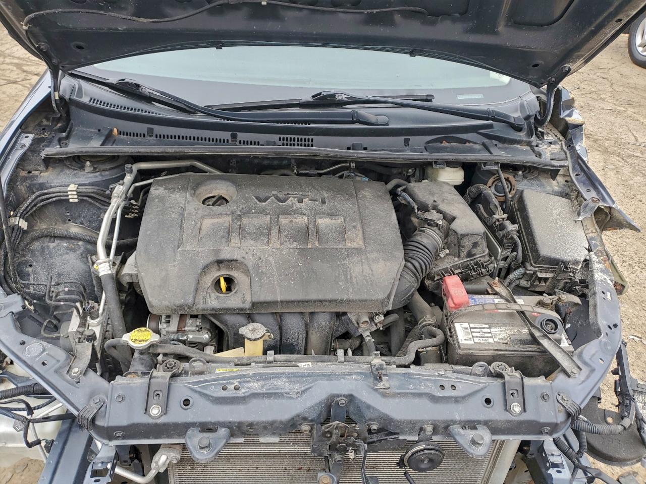 2014 TOYOTA COROLLA L photo 11