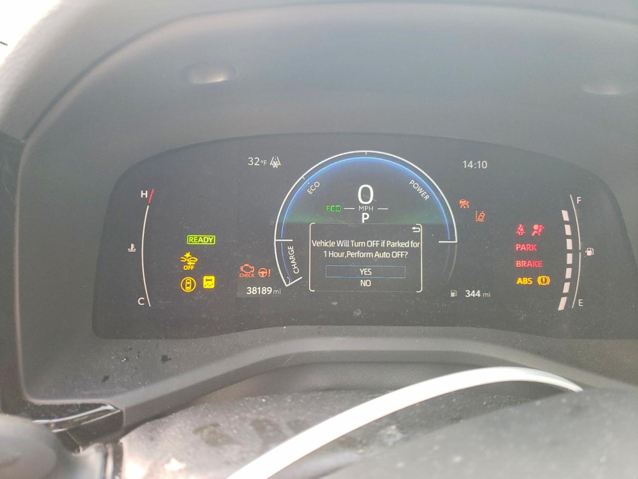 2025 TOYOTA CAMRY XSE photo 9