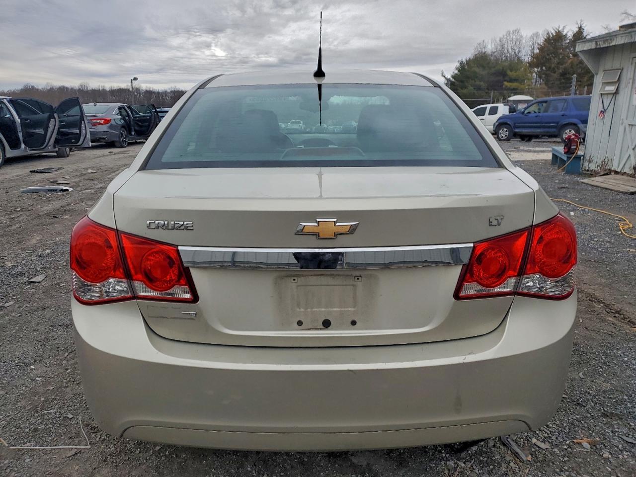 2014 CHEVROLET CRUZE LT photo 6