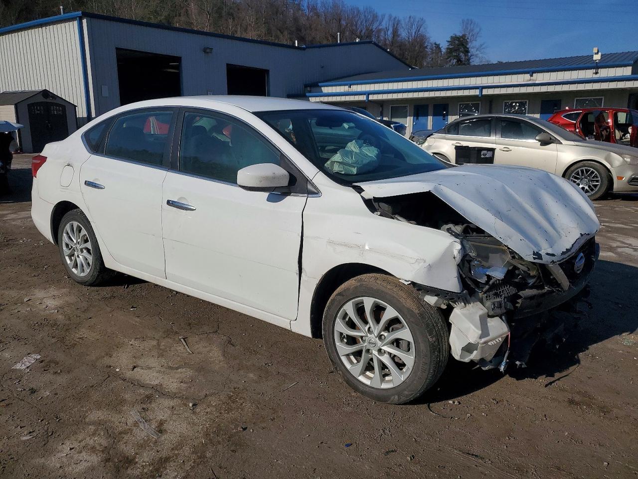 2019 NISSAN SENTRA S photo 4