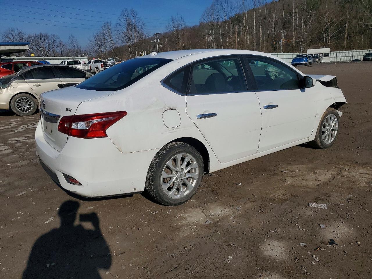 2019 NISSAN SENTRA S photo 3