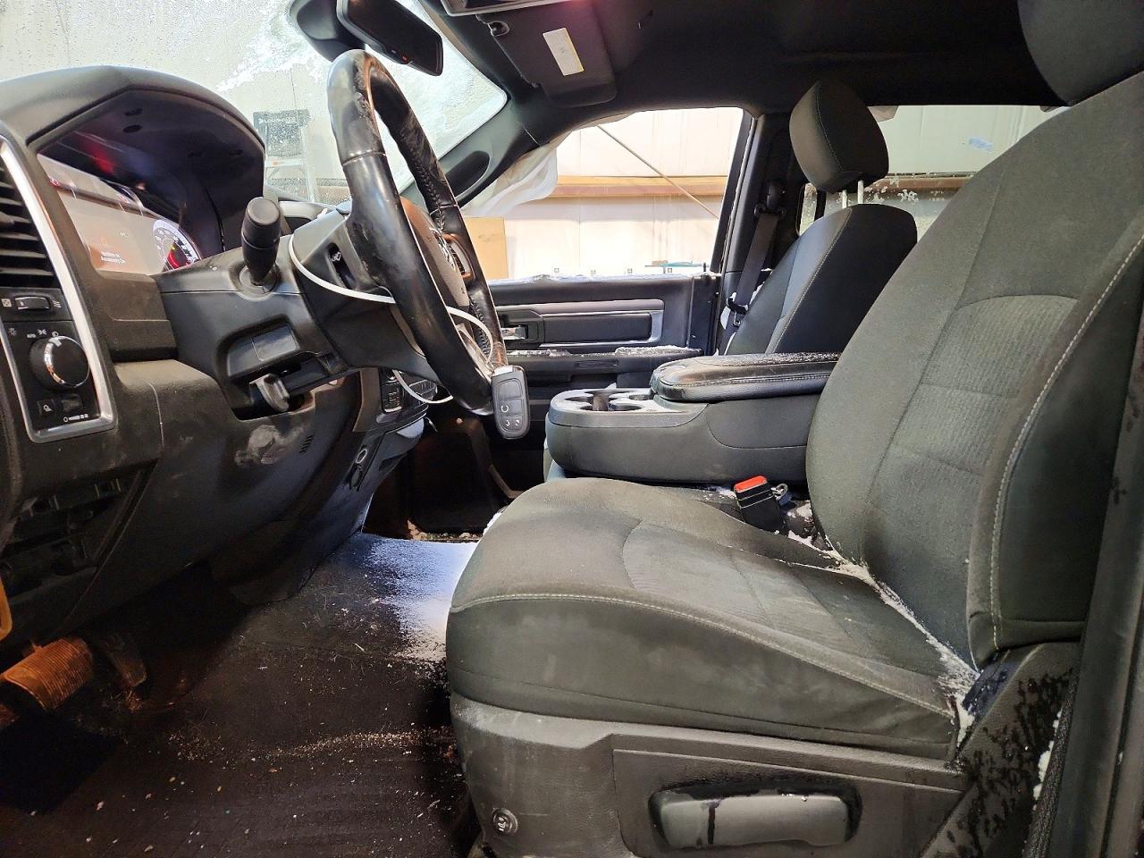 2021 RAM 1500 CLASSIC SLT photo 7