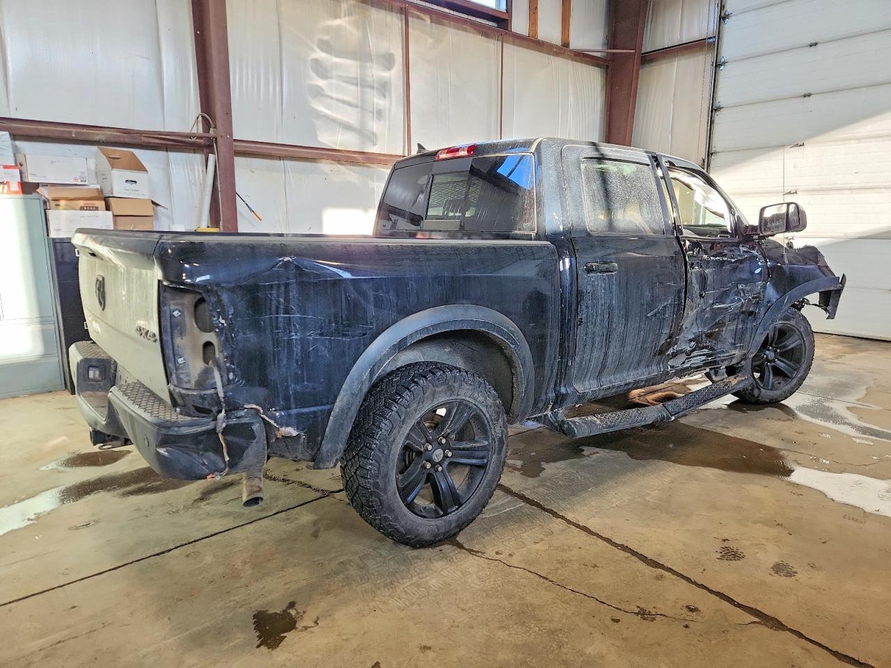 2021 RAM 1500 CLASSIC SLT photo 3