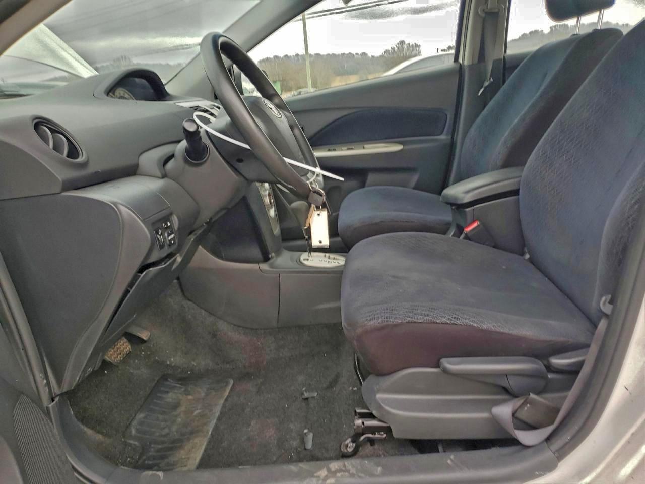 2008 TOYOTA YARIS photo 7