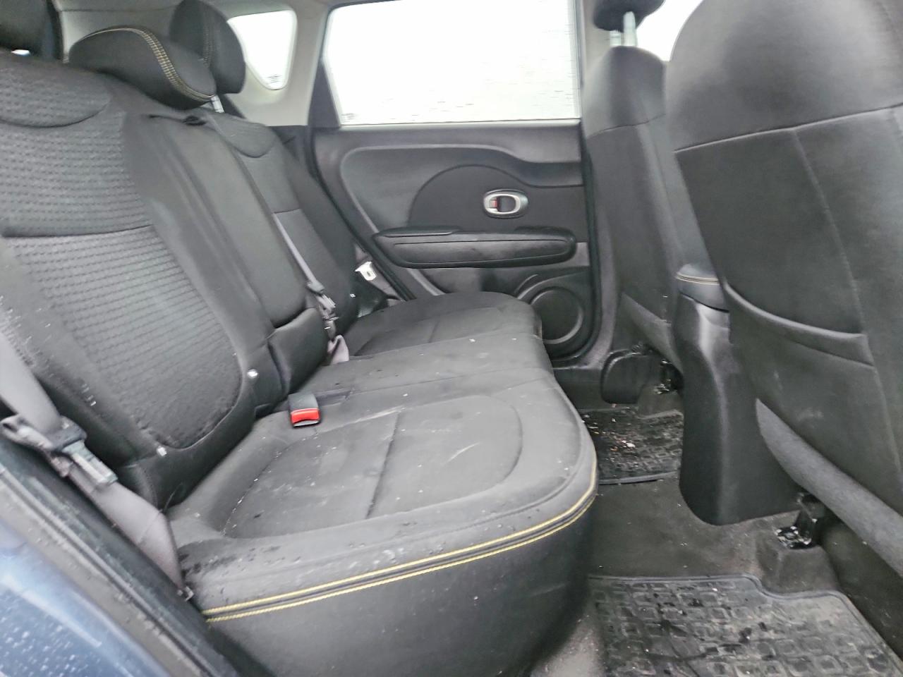2015 KIA SOUL + photo 10