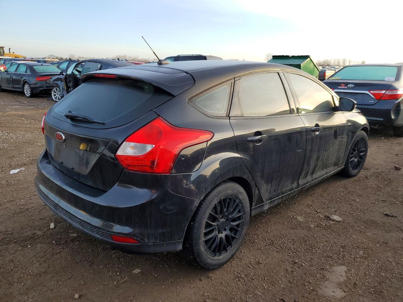 2014 FORD FOCUS SE photo 3