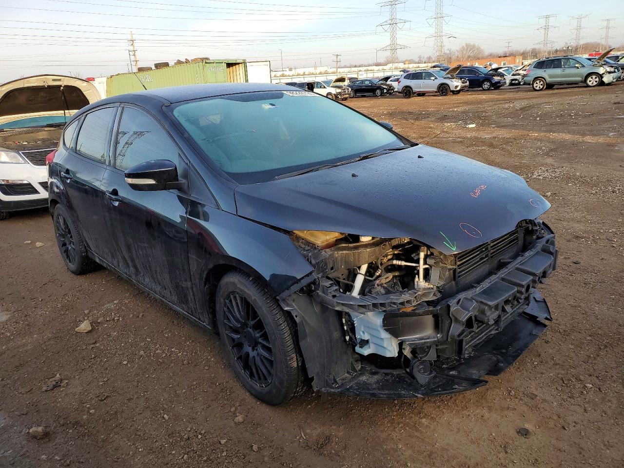 2014 FORD FOCUS SE photo 4